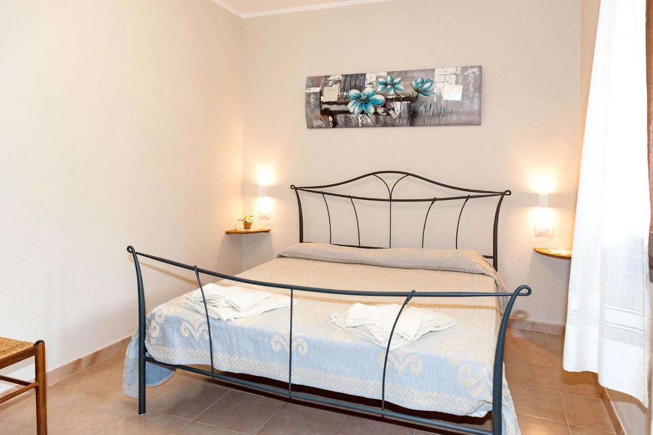 Lu Lioni Rooms San Teodoro  Bagian luar foto