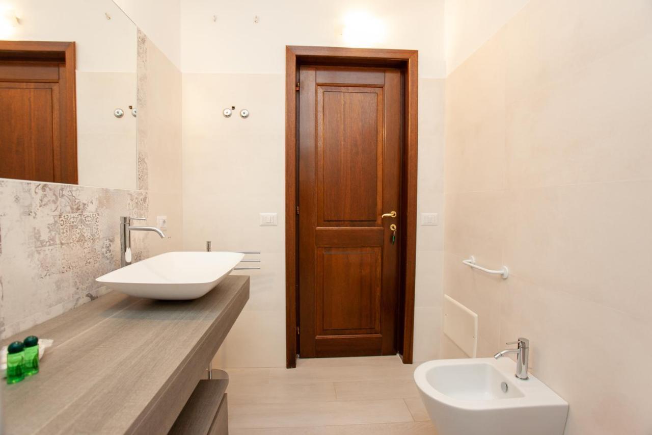 Lu Lioni Rooms San Teodoro  Bagian luar foto