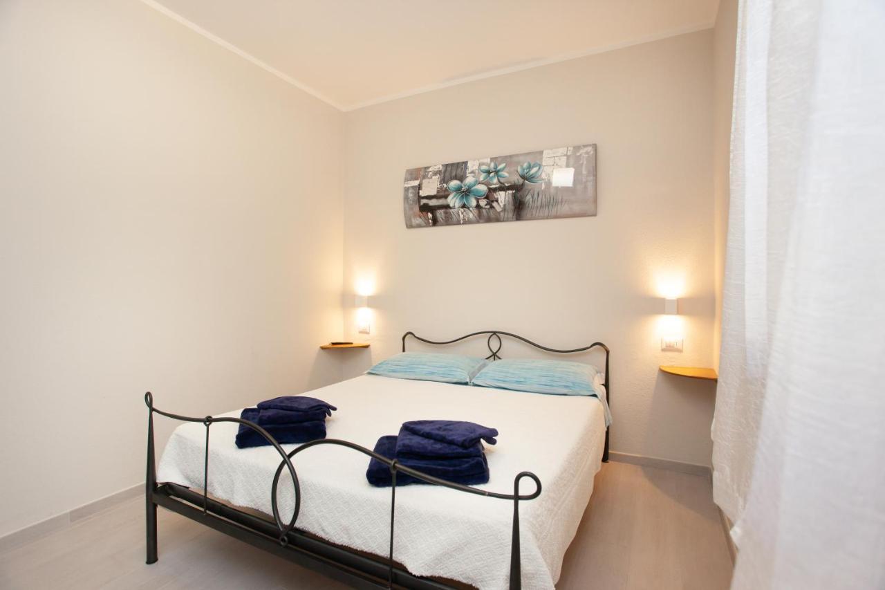 Lu Lioni Rooms San Teodoro  Bagian luar foto